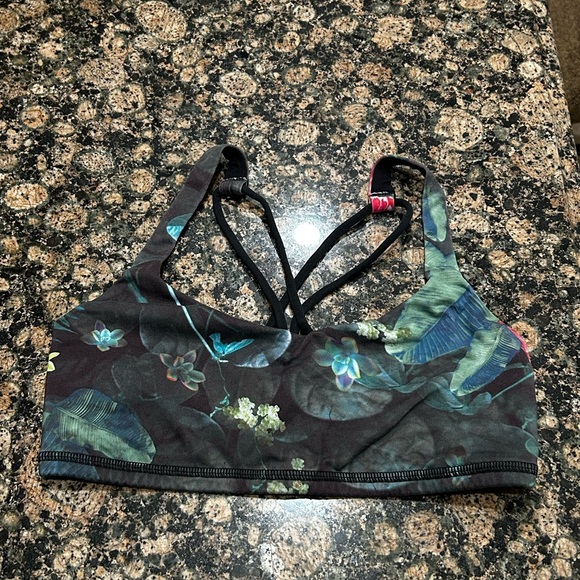 Lululemon Free to Be Sports Bra Curious Jungle - Picture 3 of 5